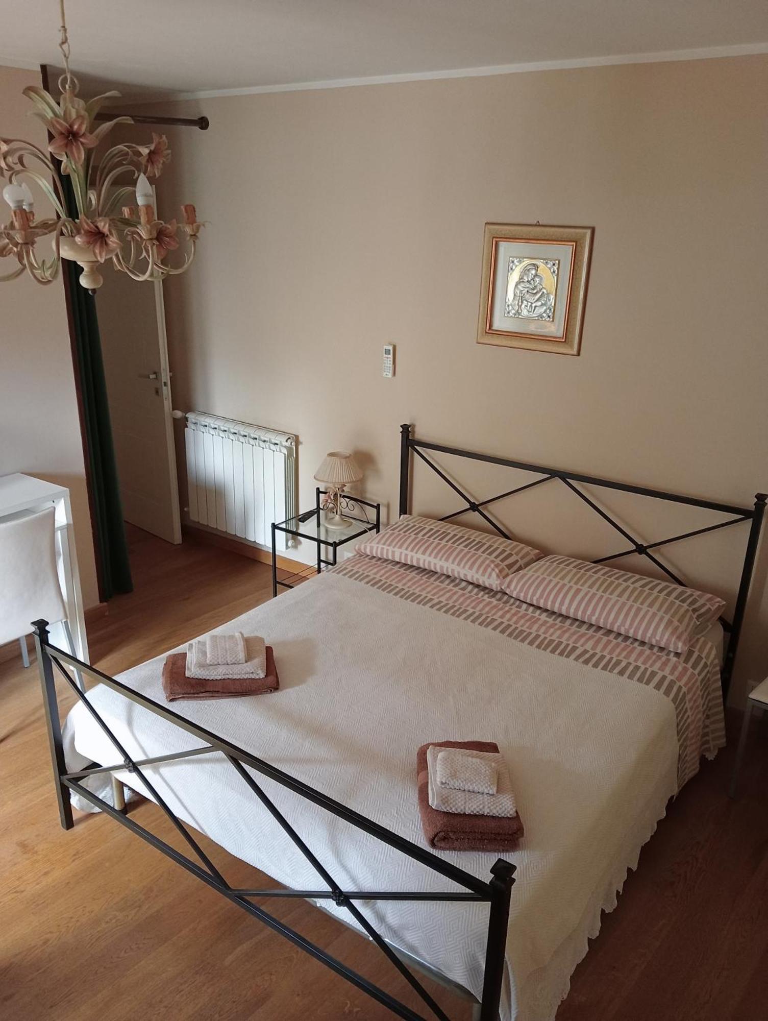 San Nicolo Holiday Home Монтальбано-Эликона Экстерьер фото